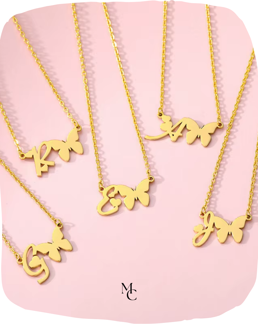 Collier papillon avec initiale®