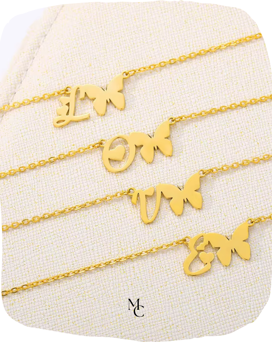 Collier papillon avec initiale®