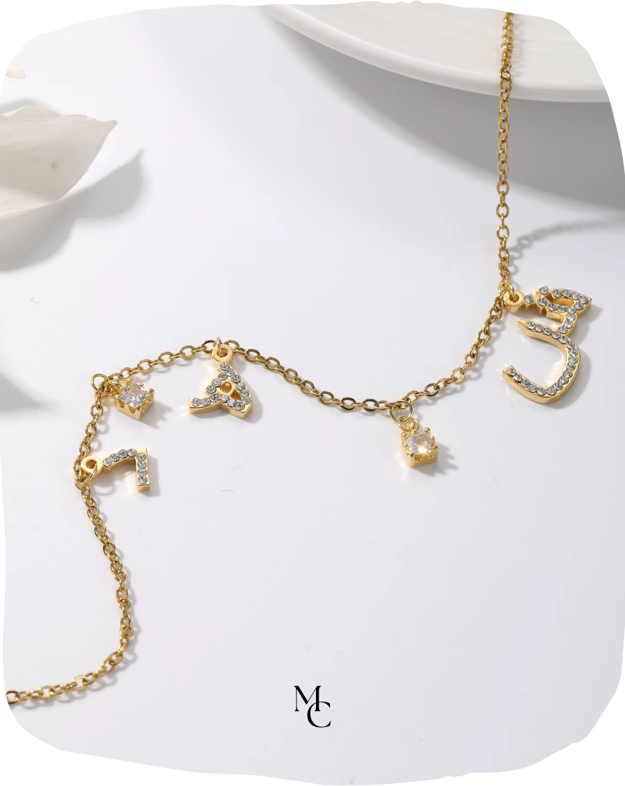 Collier initiale arabe personnalisé®