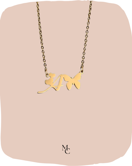 Collier papillon avec initiale®
